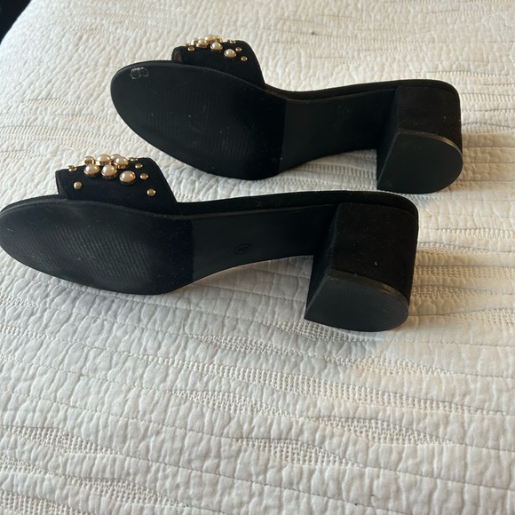 Catherine Malandrino Shoes - Picture 3 of 7
